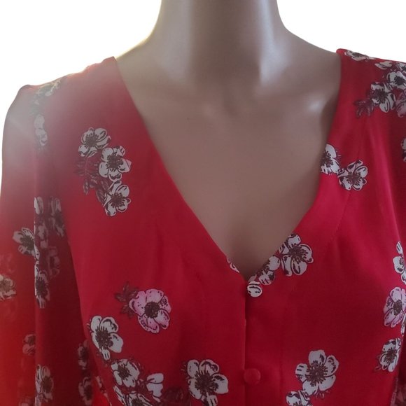CUPCAKES & CASHMERE TIPTON Floral Cherry Blossom Blouse Top Peplum Hem Size S - Picture 2 of 12